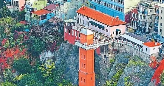 آسانسور قدیمی ازمیر